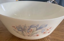 Vintage Pyrex Blue Iris Mixing