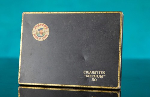 Vintage cigarette tin players - tin,