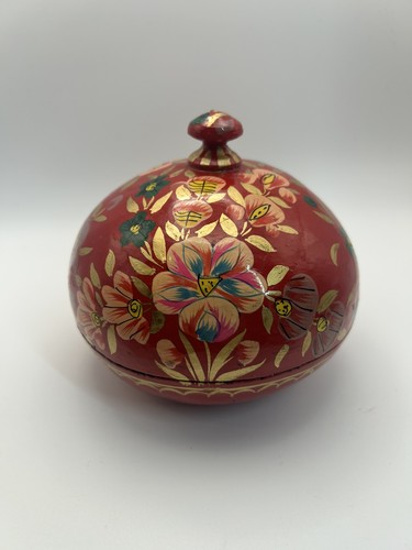 Red lacquer trinket - red,