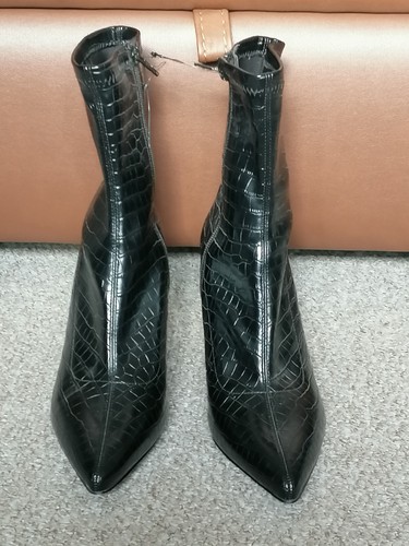 Next black croc - next, shine)