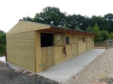 horse stables block of 3) 12ft x 12ft   ( FREE DELIVERY )  ( NO VAT) £4,000