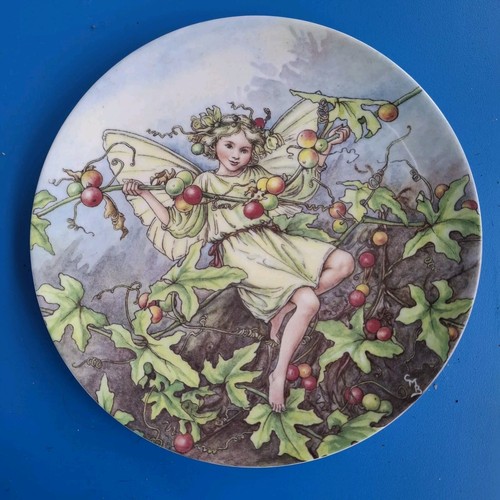 Wedgwood wall plate the - wall, white