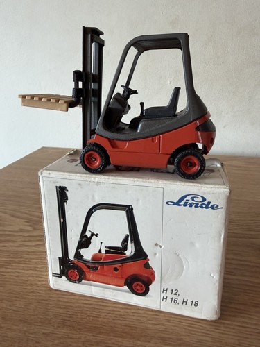 Schuco scale fork lift - schuco,