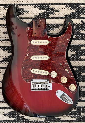 1999 fender squier - 1999,