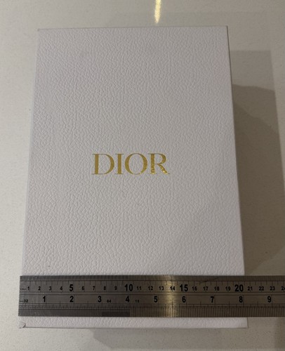 Dior empty white gift - empty,