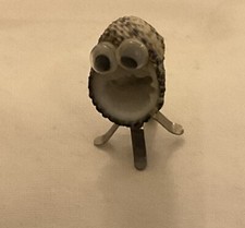 COOL RETRO VINTAGE ORNAMENT