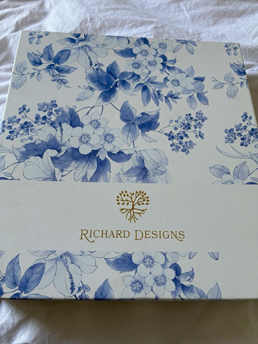 Richard designs single tier - richard,
