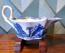 c1760 Bow Porcelain Sauce Boat