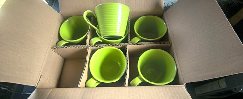 Green ceramic coffee mugs - green,