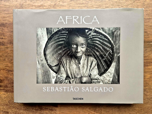 Africa sebastiao salgado - by,