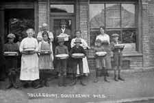 Qyy-75 Social History