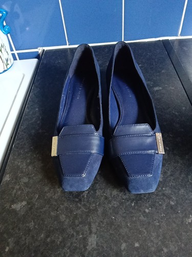 Pair charles and keith - pair,