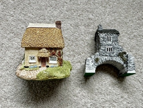 Bundle lilliput lane otter - lane,