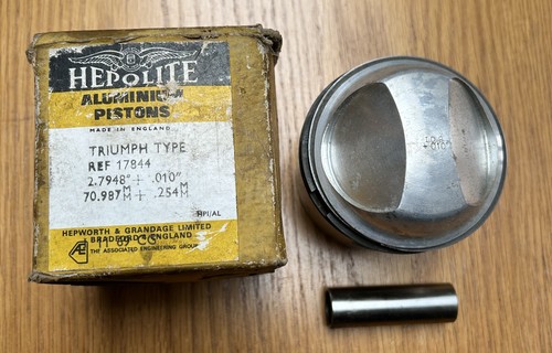 Triumph hepolite piston 17844 - piston,