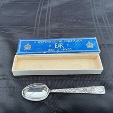 Mappin and Webb Queen