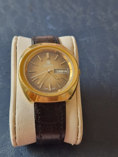 Vintage 1970s gold - vintage,