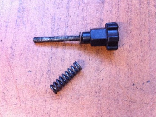Pedestal throttle screw from
