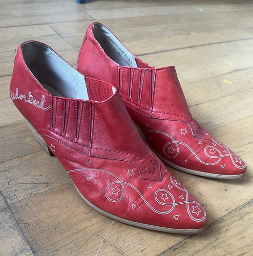 Red dead star - star, leather