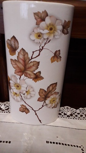 Kingston pottery hull - ,