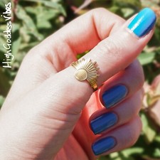 Sunburst ring vintage art - -,