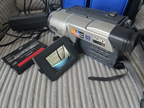Sony handycam ccd trv208e - sony, ccd-trv208e