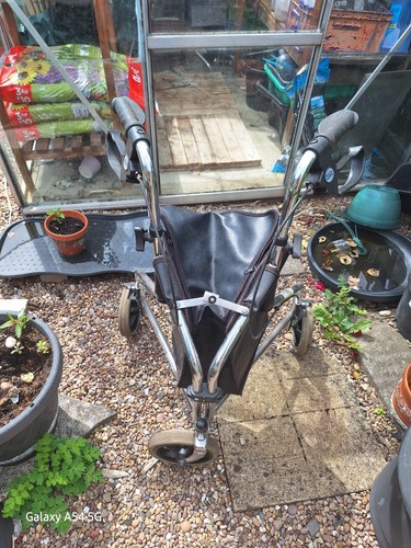 Wheel mobility walker with - wheel,