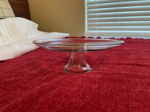 Diameter pedestal cake - 13”,