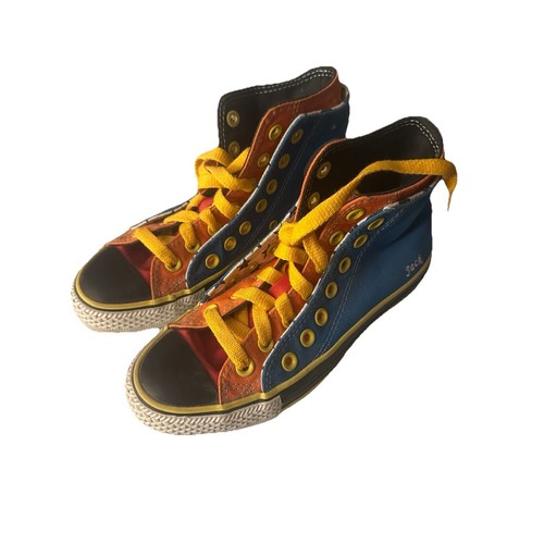 Converse shoes womens - sz, 5.5