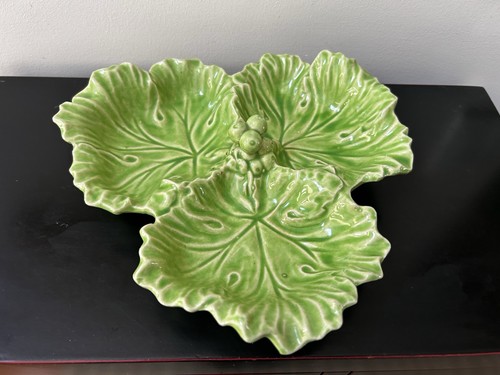 Cabbage leaf green divided - leaf,