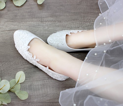 White ivory lace - ivory, pearl