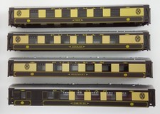 Hornby OO Gauge Pullman Umber