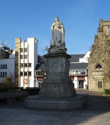 Photo 6x4 statue queen - of,