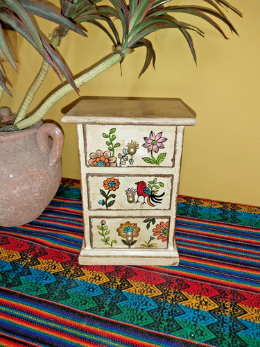 Handmade indian chest hand - indian,
