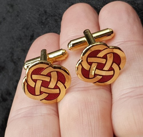 Pair vintage gold - pair,