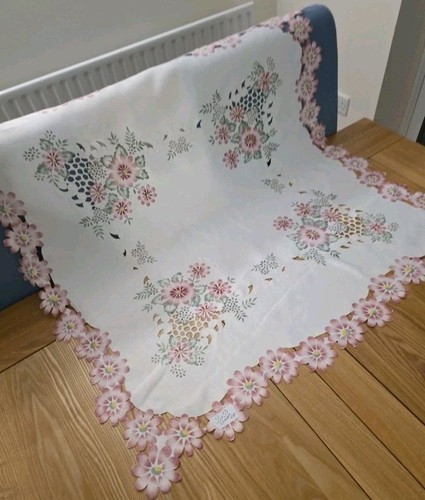 Vintage cutwork printed - , pretty