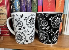2 X JOHNSON BROTHERS WHITE BLACK FLORAL LARGE MUGS PORCELAIN