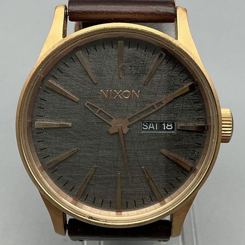 Nixon the sentry - the, mens