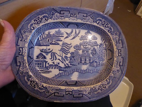 Vintage blue white willow