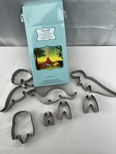 New In Box 3D Standing Dinosaur Cookie Cutters Kitchen craft 