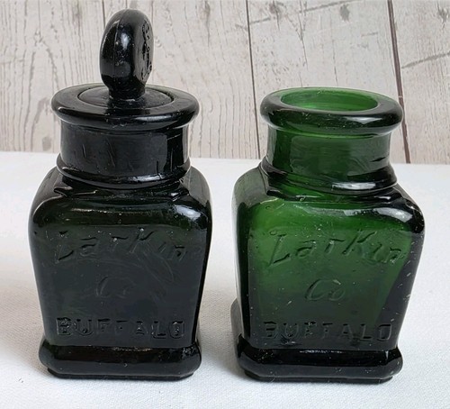 Lot larkin co - 2, green