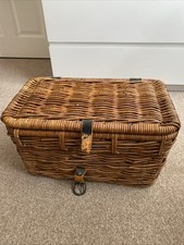 Medium Wicker Storage chest   With Leather Hinges