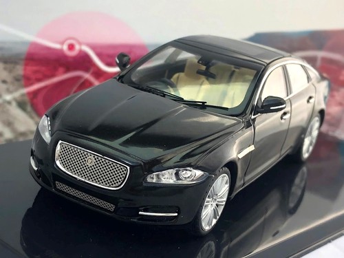 Jaguar metallic amethyst - metallic,