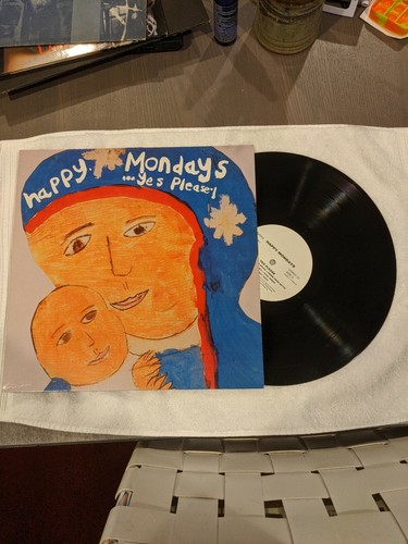 Happy mondays yes - mondays!, ...yes
