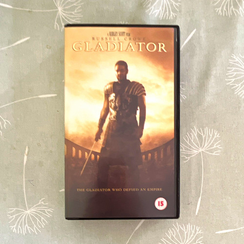 Universal gladiator vhs - universal, pal