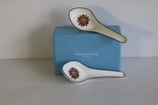 Wedgewood Florentine Bone