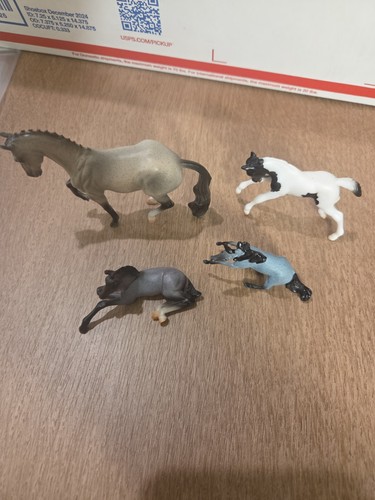Breyer stablemates mountain - stablemates,