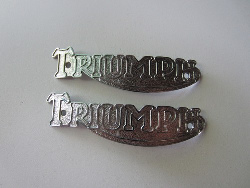Triumph gas tank - tank, emblem