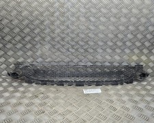 Mercedes C200 2016-2018 Front Bumper Trim FRONT BUMPER LOWER CENTER GRILLE 