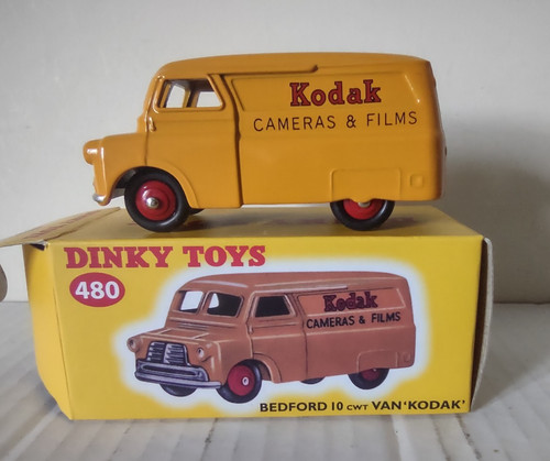 Dinky toys 480 bedford van - bedford,