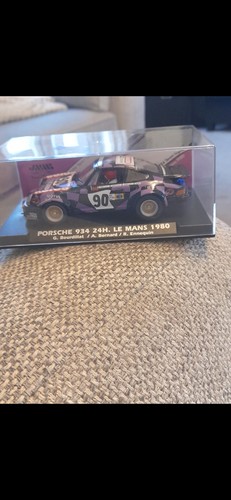 Porsche 934 slot car - 934, new